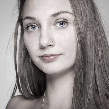 GLUNS_211209_0386